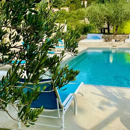 Πανσιόν Dube Slano