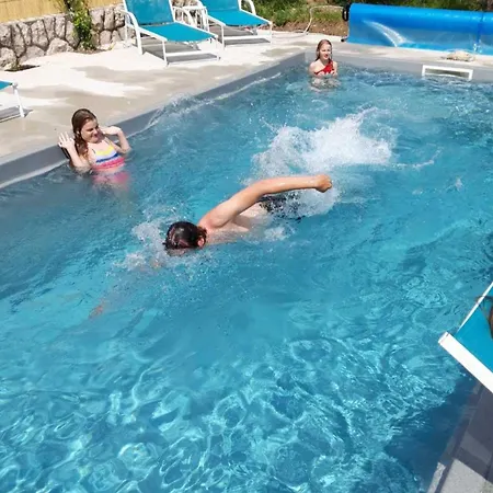 Dube Slano